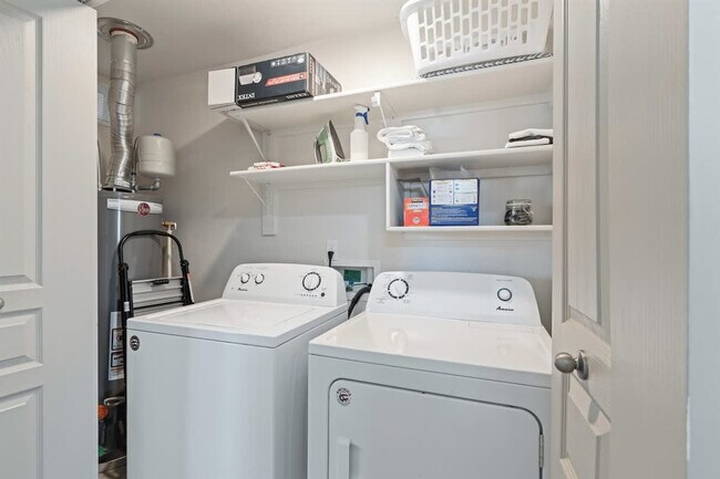 Building Photo - 3808 Bobwhite St