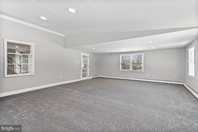 Building Photo - 4236 Florida Ave