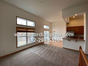 Building Photo - 15435 Foster Dr N