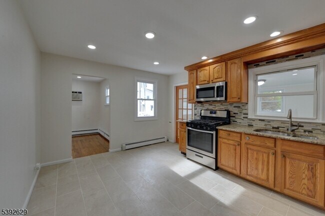 Building Photo - 29 Winifred Dr