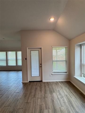 Building Photo - 712 Long Iron Dr