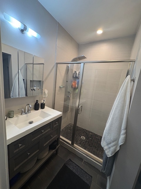 Bath - 2336 N Southport Ave