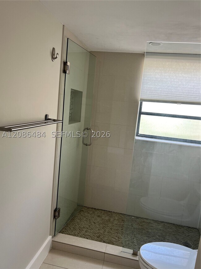Building Photo - 8830 SW 123rd Ct