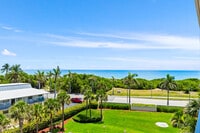 Building Photo - 801 S Ocean Dr