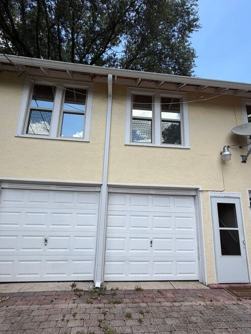 Building Photo - 639 E Amelia St