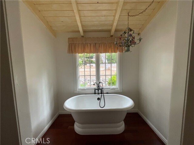 Building Photo - 2029 Las Palomas Dr
