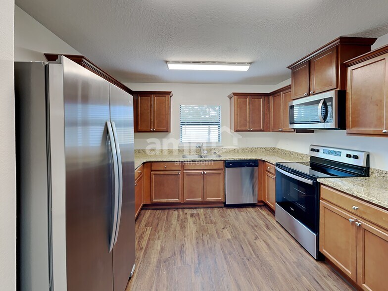 Building Photo - 14411 Alistar Manor Dr