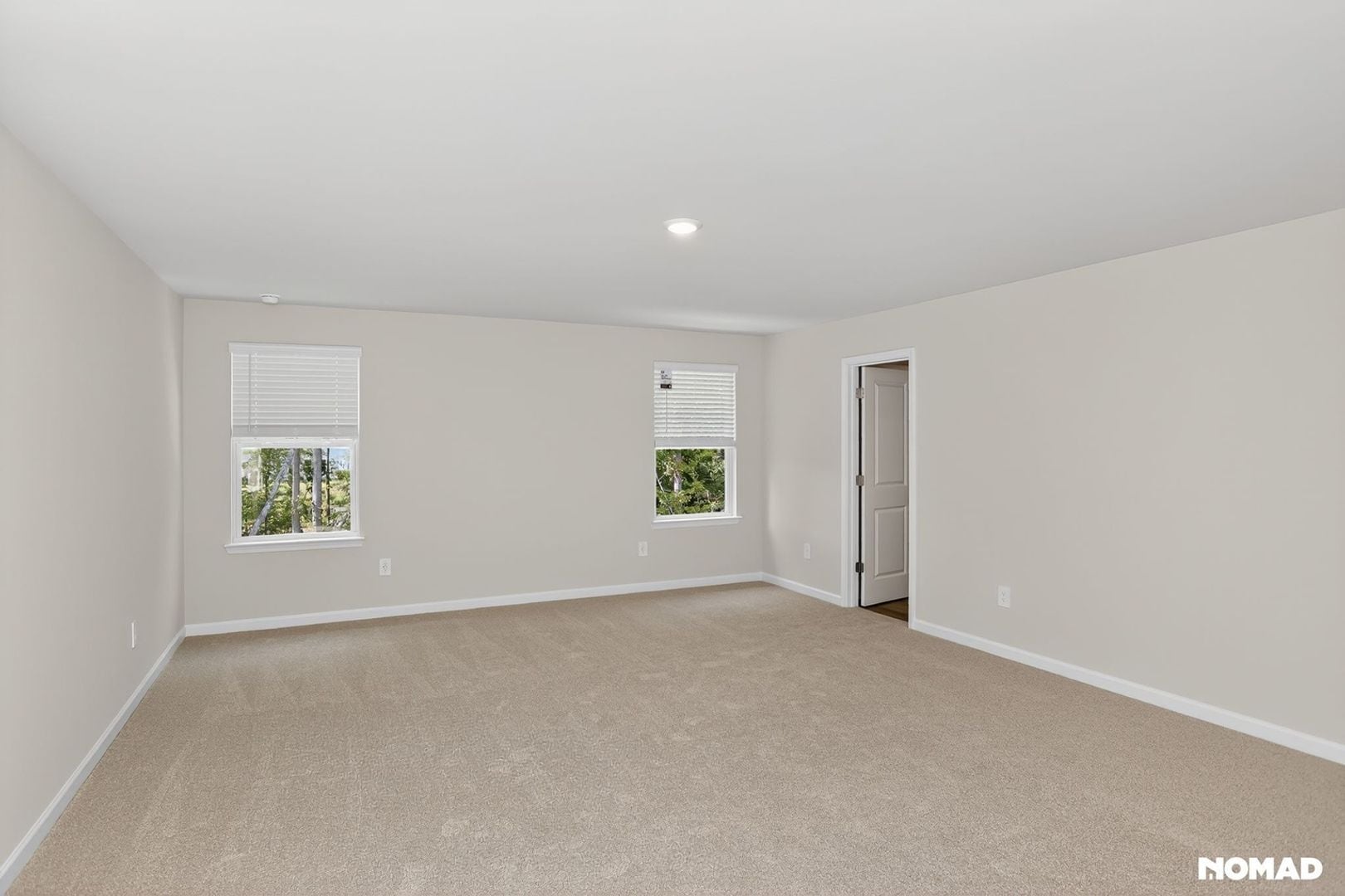 Building Photo - 39 Hemlock Ct