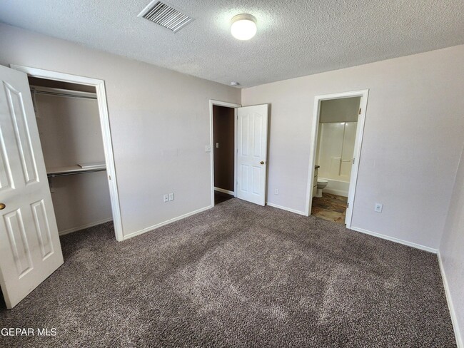 Building Photo - 14228 Lasso Rock Dr