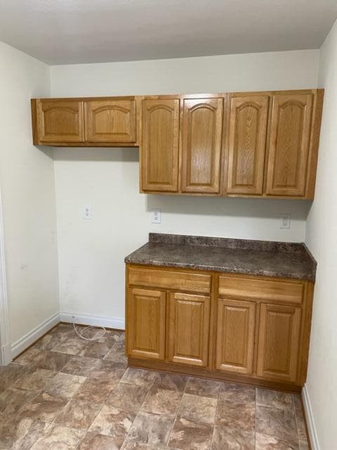 Building Photo - 209 Sequoia Dr