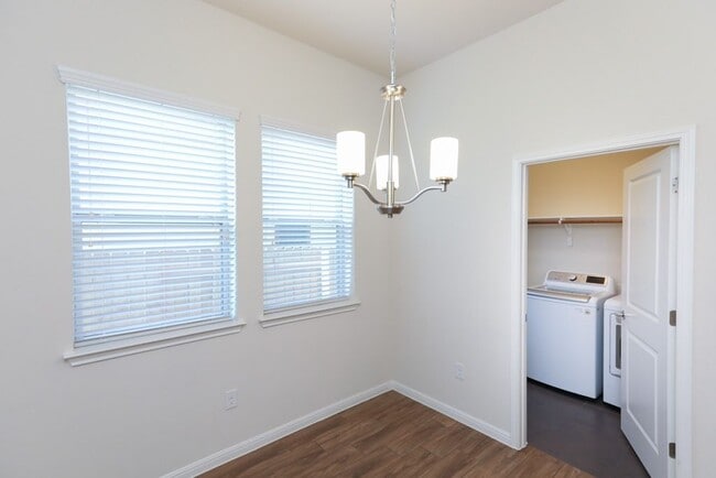 Building Photo - 7309 Coit Rd