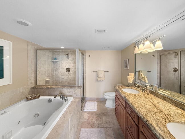 Building Photo - 4200 N Ocean Dr