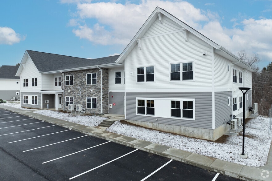 Building Photo - Hudson Heights Apartments