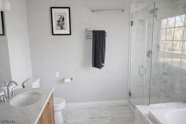 Building Photo - 812 Old York Rd