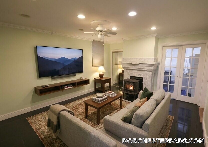 Building Photo - 235 Savin Hill Ave