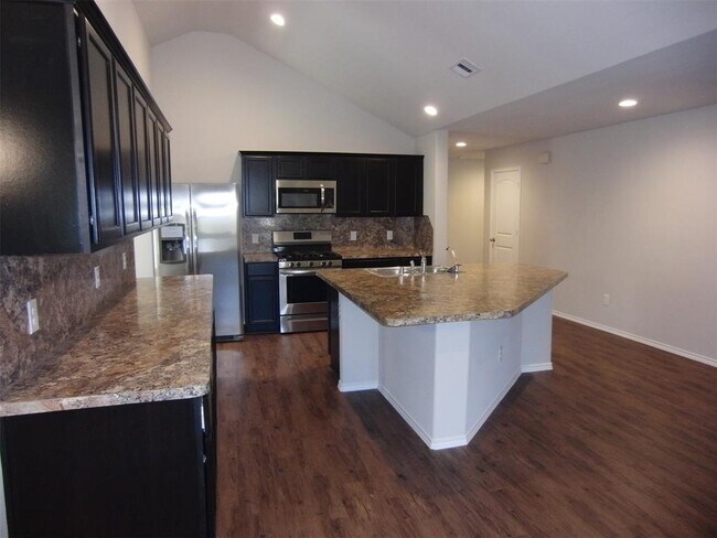 Building Photo - 5522 Mesquite Oaks Trail