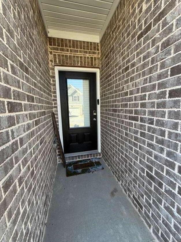 Building Photo - 7565 Knoll Hollow Rd