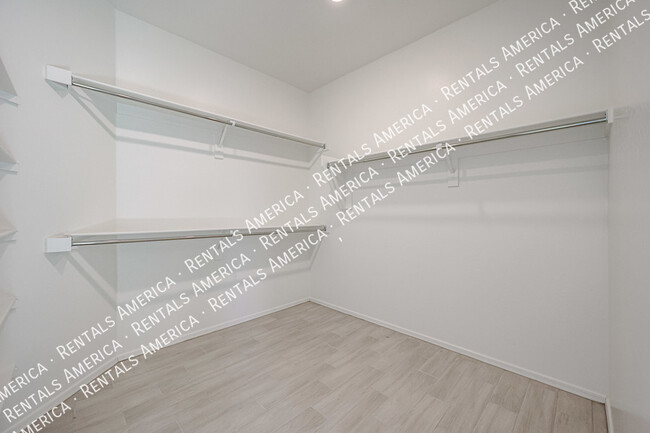 Building Photo - 3403 W Pollack St