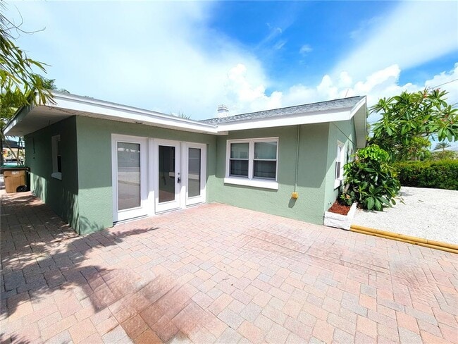 Building Photo - 314 Bahia Vista Dr