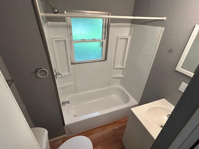 Building Photo - 3348 Wasmund Ave