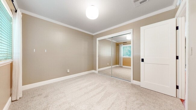 Building Photo - Charming Cottage Home In Central Redwood City - 3D Tour