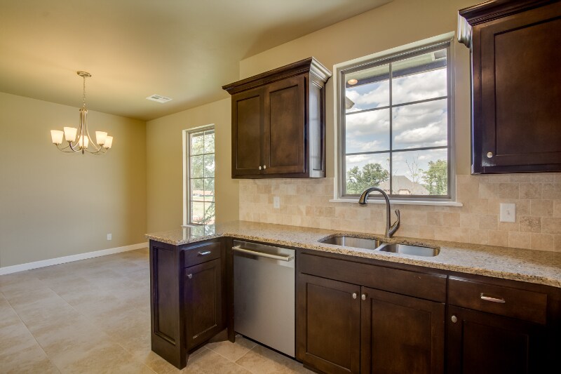 Building Photo - 2701 Hermoso Cir