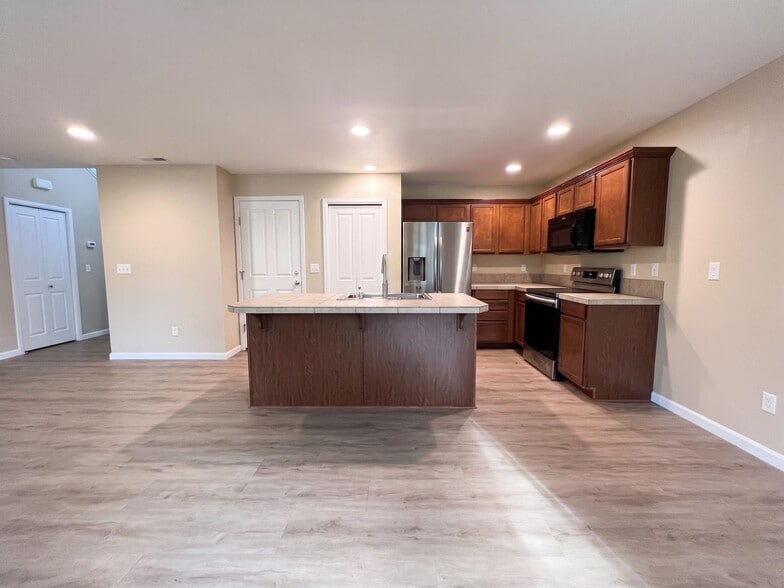 Building Photo - 24127 134th Ct SE