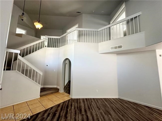 Building Photo - 9253 Magic Flower Ave