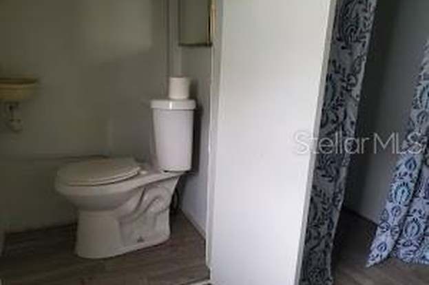 Building Photo - 2051 Orange Dr