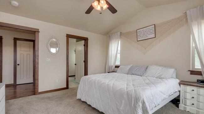 Building Photo - 97 Sage Bloom Ct