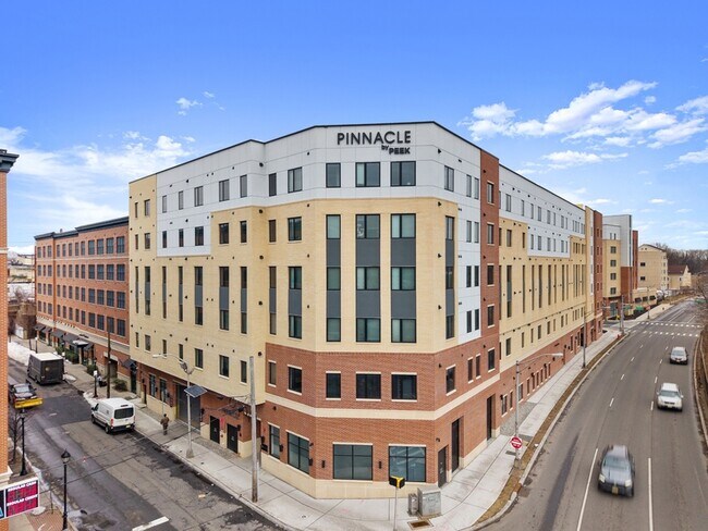 Building Photo - 72 S Essex Ave