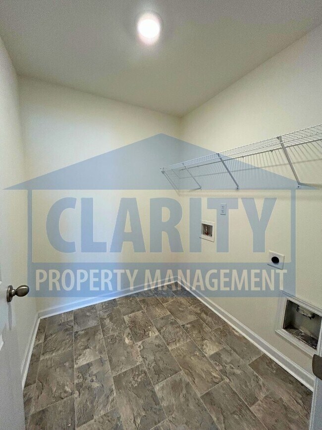 Building Photo - 1471 Housley Dr