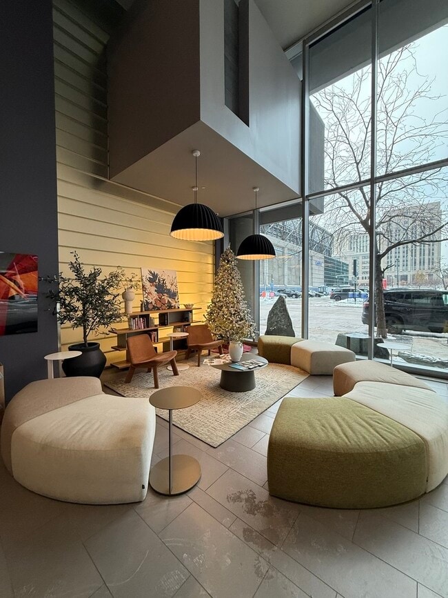 Building Photo - 235 W Van Buren St