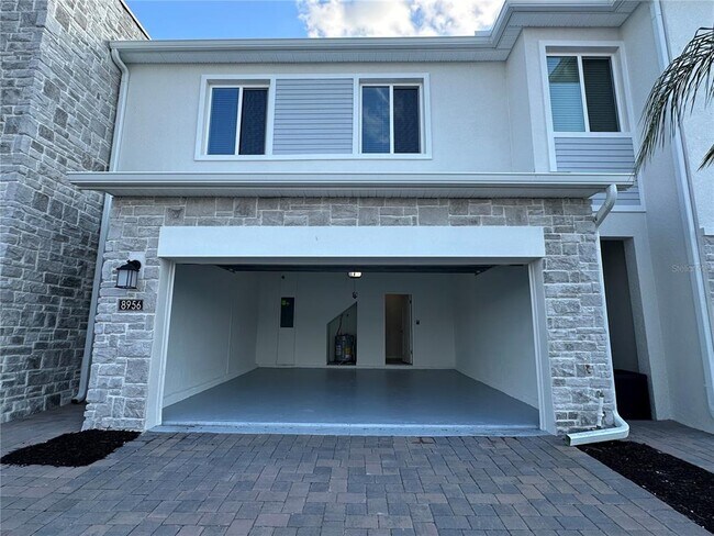 Building Photo - 8956 Swing Ln