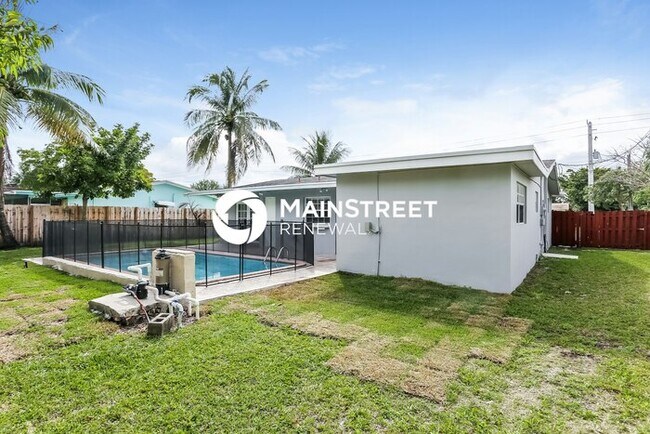 Building Photo - 3 Bedroom Pet-Friendly Home in Sunrise, FL with Main Street Renewal