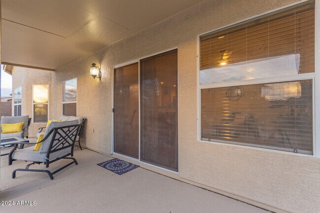 Building Photo - 31748 N Blackfoot Dr