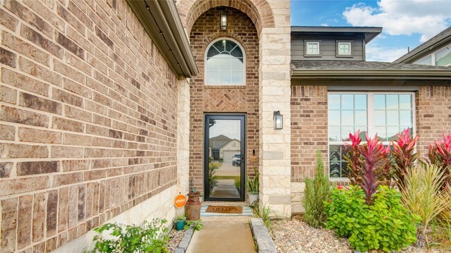 Building Photo - 5312 Latigo Ct