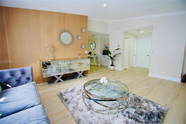 Building Photo - 244 NW 6th Ave