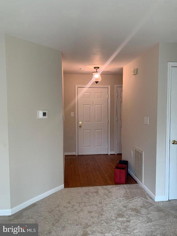 Building Photo - 406 Kentlands Blvd