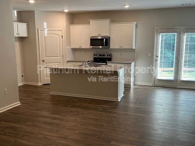Building Photo - 488 Stoneybrook Dr