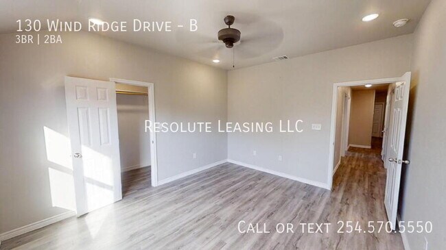 Building Photo - 130 Wind Ridge Dr