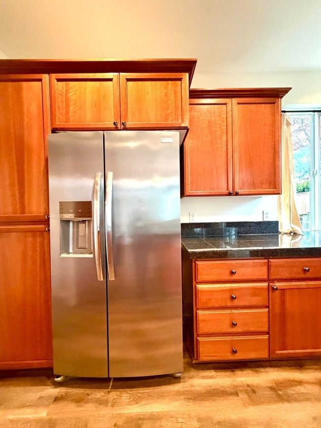 Building Photo - Beautiful Home in the Sought After Arbor C...