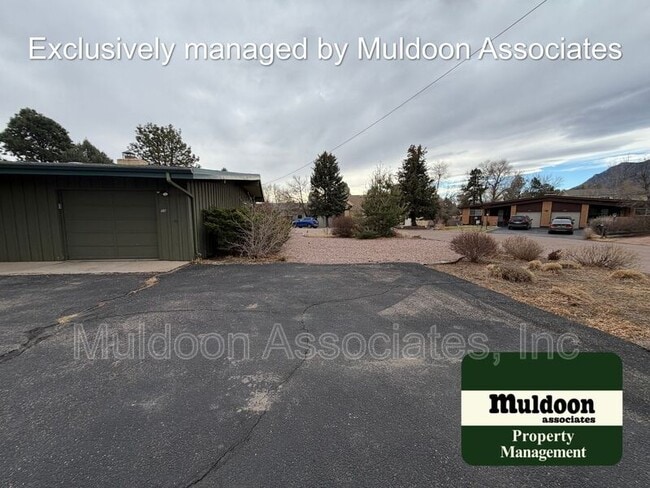 Building Photo - 59 W Old Broadmoor Rd