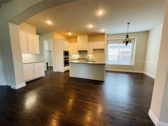 Building Photo - 3053 Izabella Ct