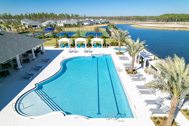 Building Photo - 20 Ravine Rd