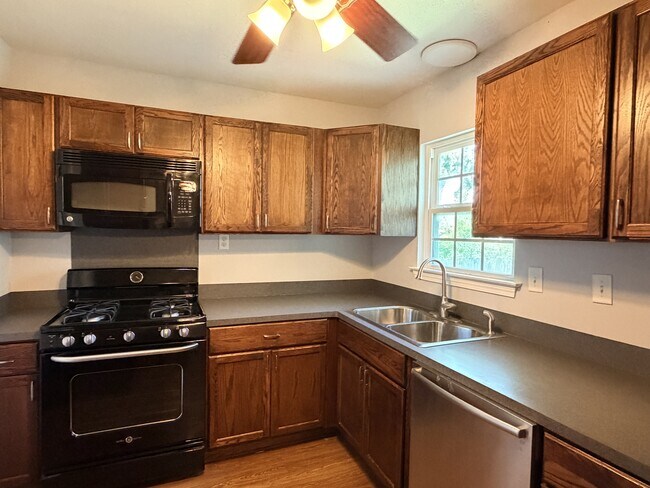 Building Photo - 3138 Westgard St