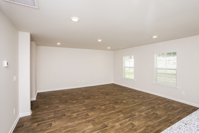 Building Photo - 518 Belgian Blue Wy