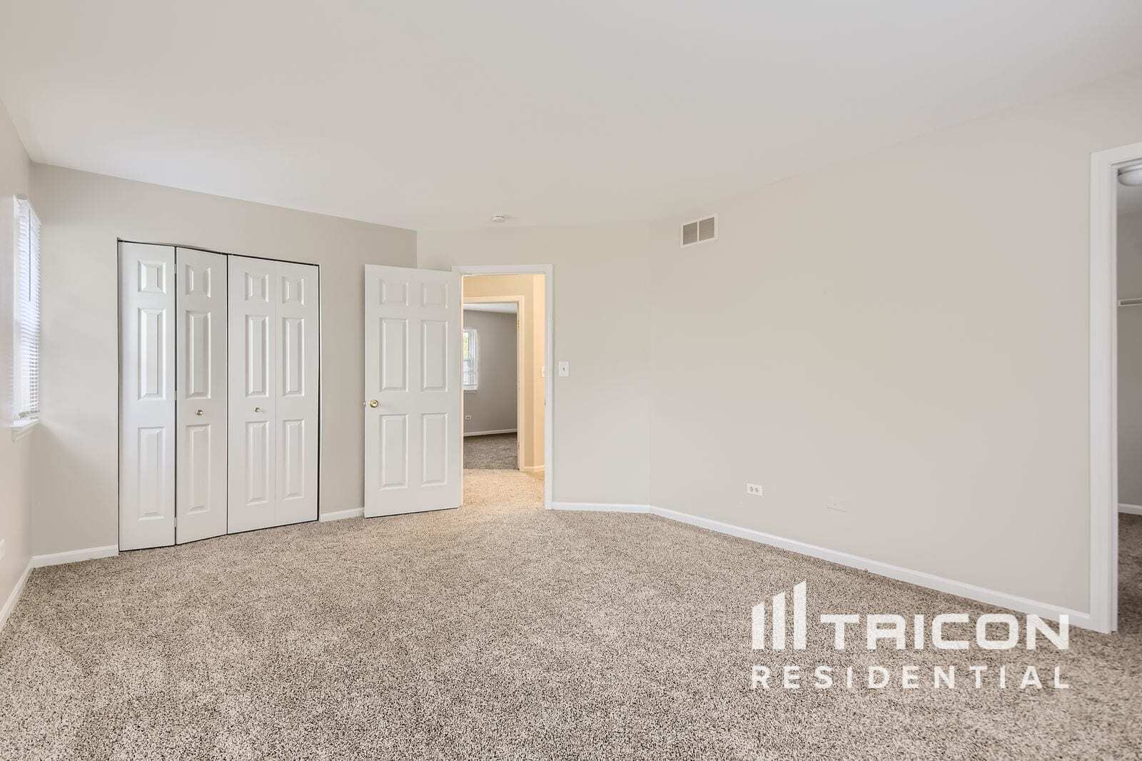 Building Photo - 4102 Brenton Dr