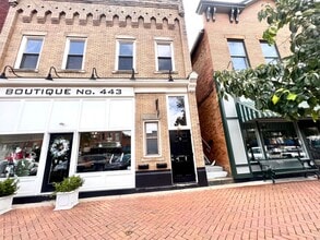 Building Photo - Beaver - Luxury 2 Bedroom, 1 Bathroom, located in downtown shopping district.