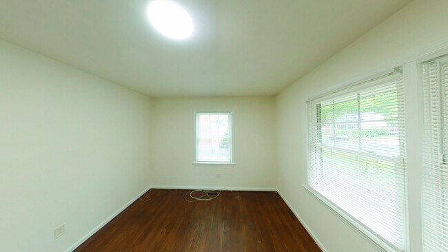 Building Photo - Ranch Style Home in Beechmont of Newport News